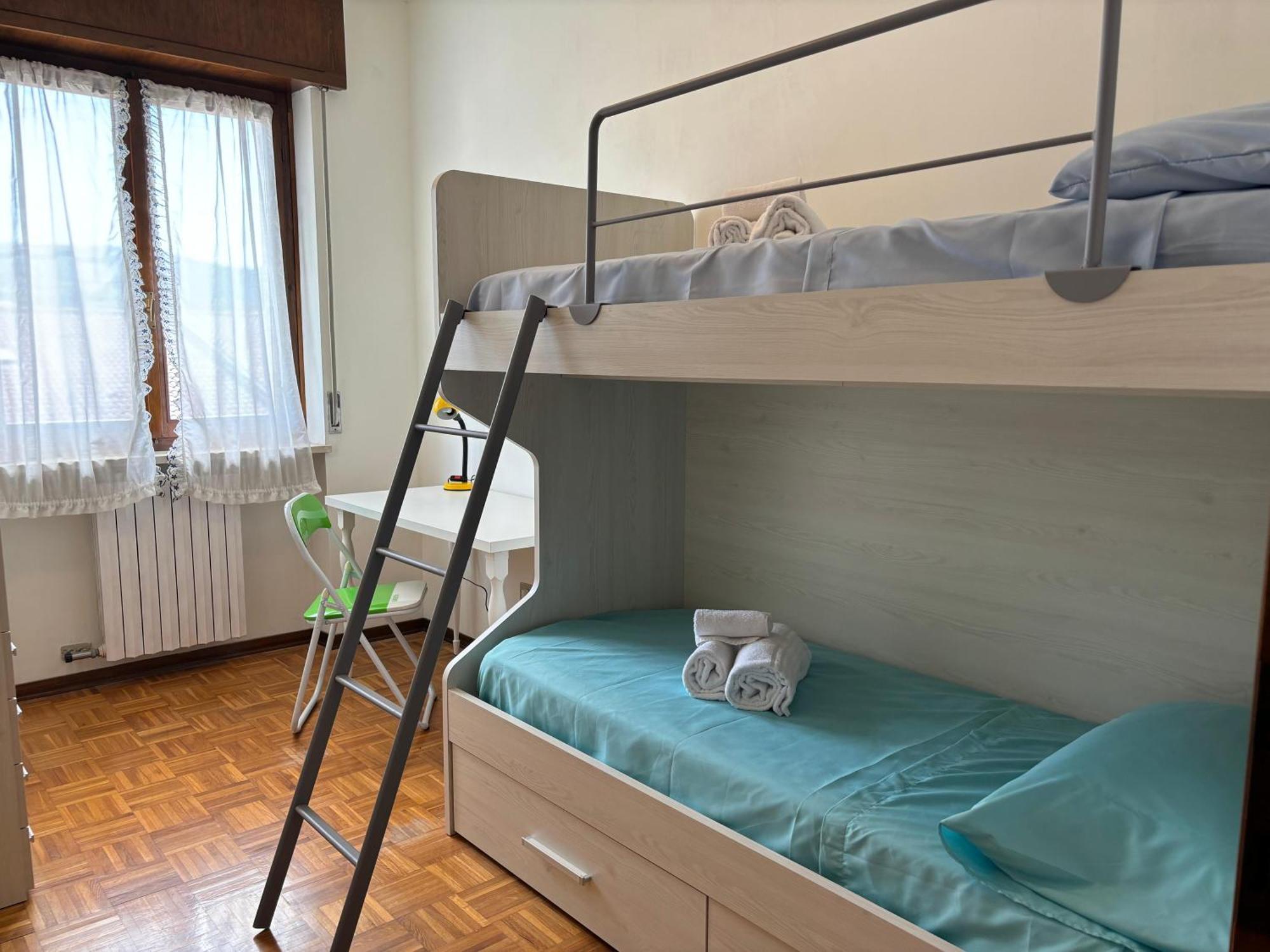 Casa Aurelio 2 Min Dall'Ospedale 네그라르 외부 사진