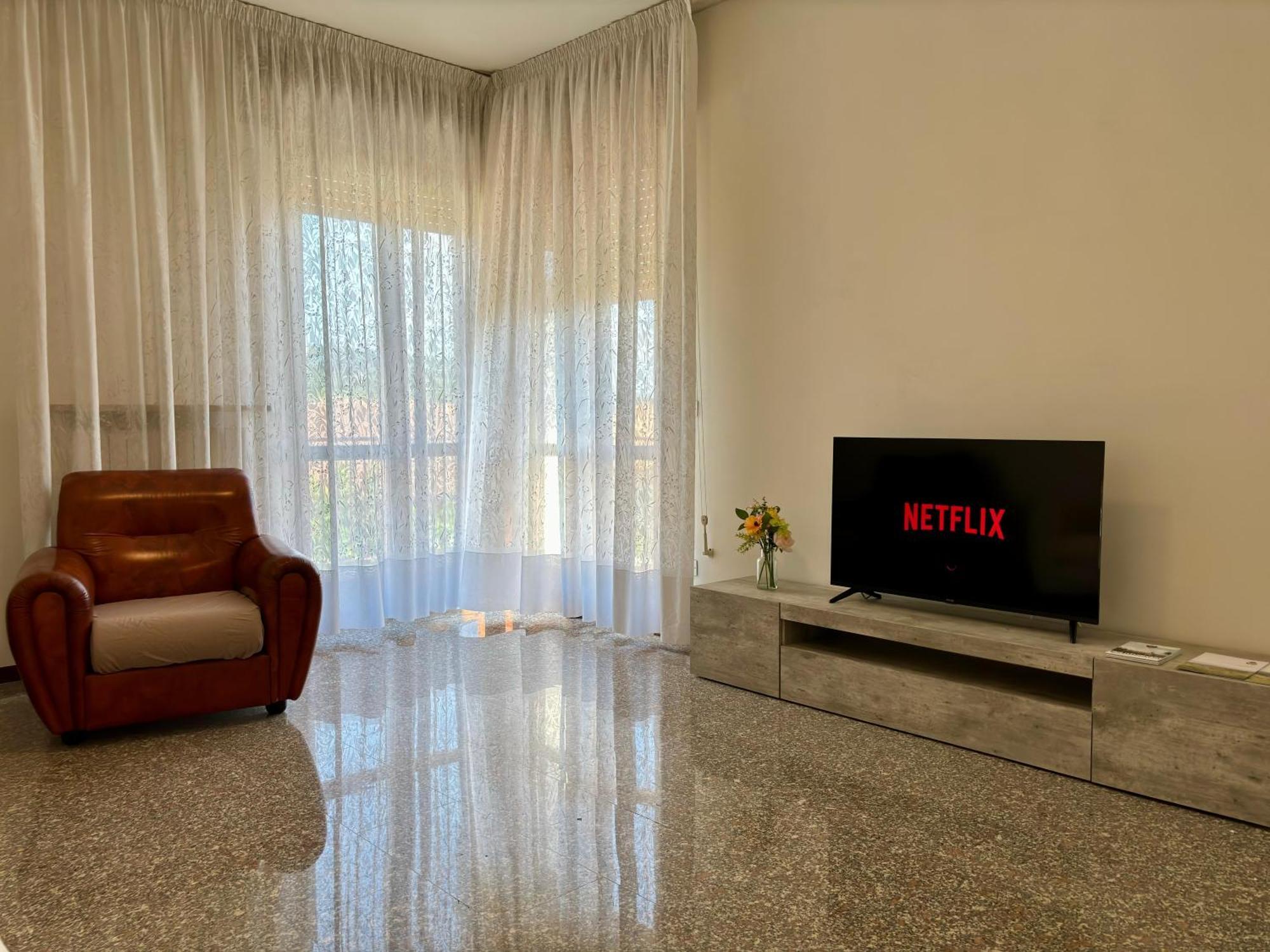 Casa Aurelio 2 Min Dall'Ospedale 네그라르 외부 사진